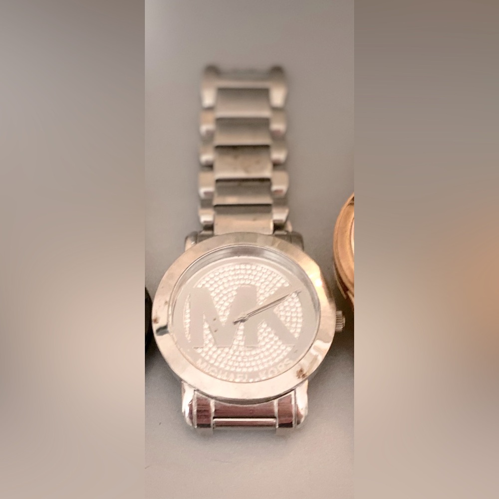 MK watch